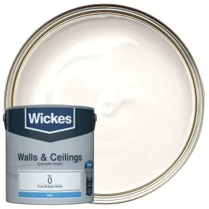 Wickes Matt Emulsion Paint - Pure Brilliant White NO.0 - 2.5L — source product photo