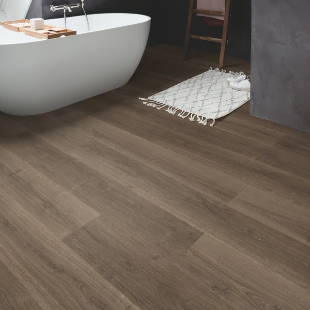 Brushed Oak Brown Laminate Flooring – SIG4766 – 212mm Wide – 9mm Thick — merchant product photo
